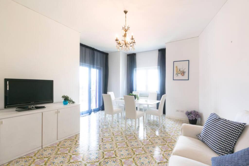 Cozy Sorrento Apartment Luaran gambar